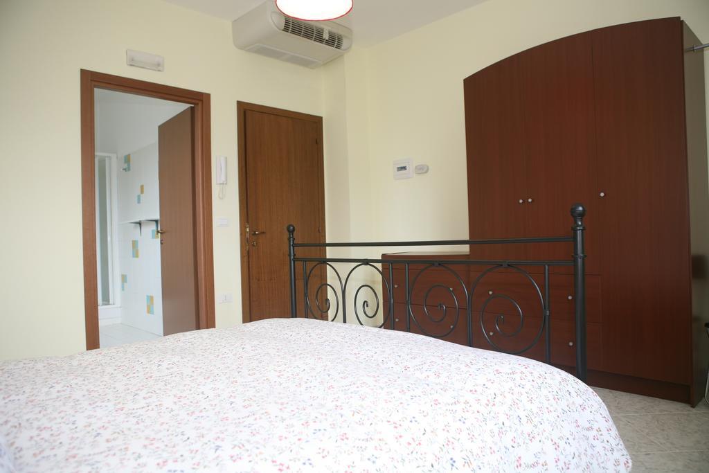 B&B La Collina Degli Ulivi Civitella Del Tronto Exterior foto